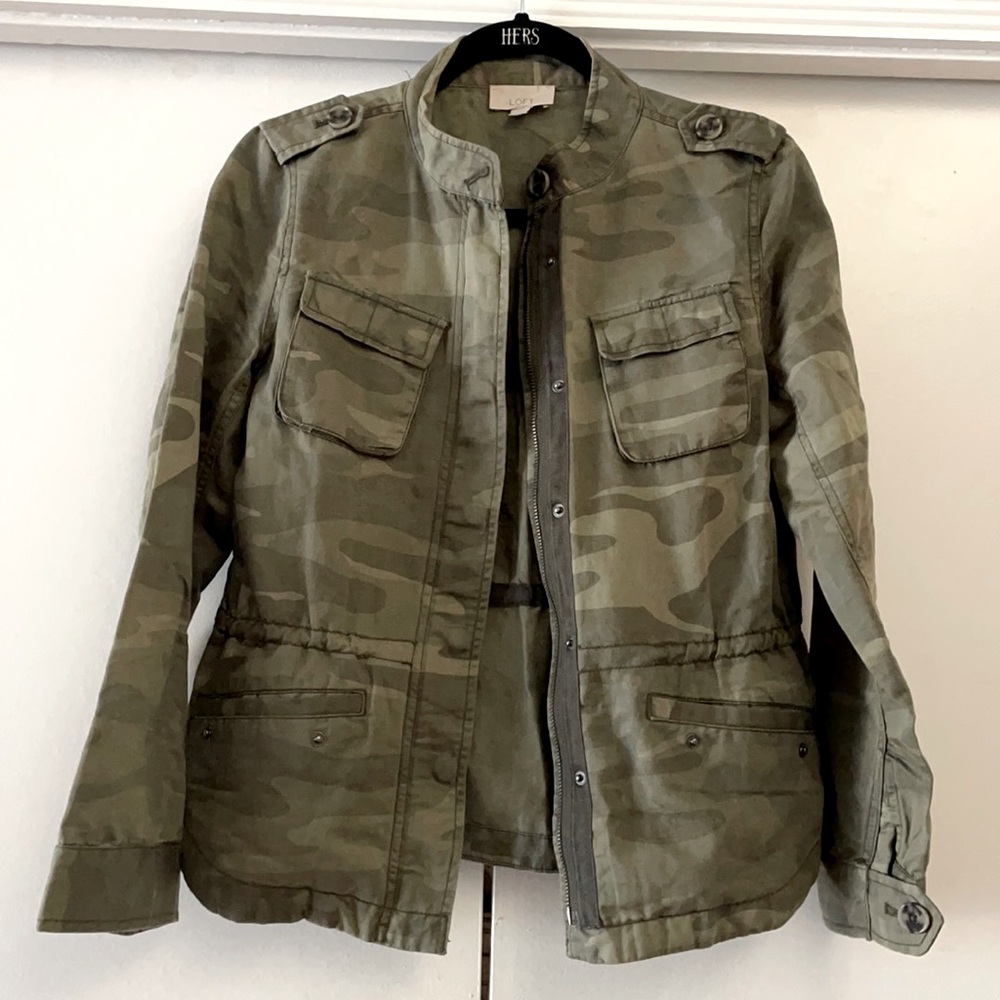 Loft camo jacket